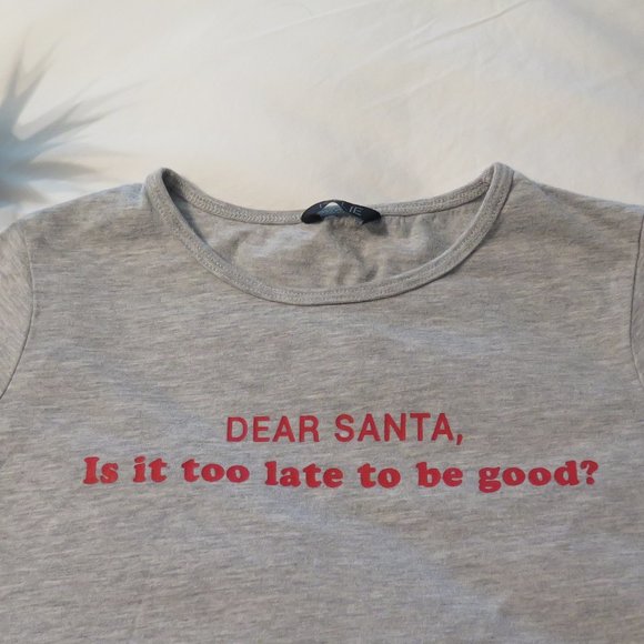 GIRLS (12 years) 'Santa is it too late to be good" T-shirt - Picture 1 of 7